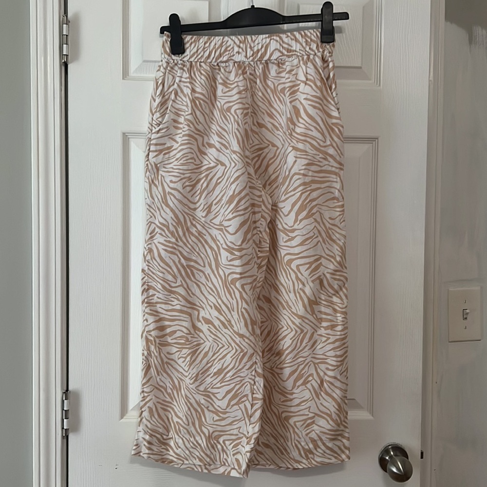 Nicole Miller Cropped Wide Leg Linen Pants, Small